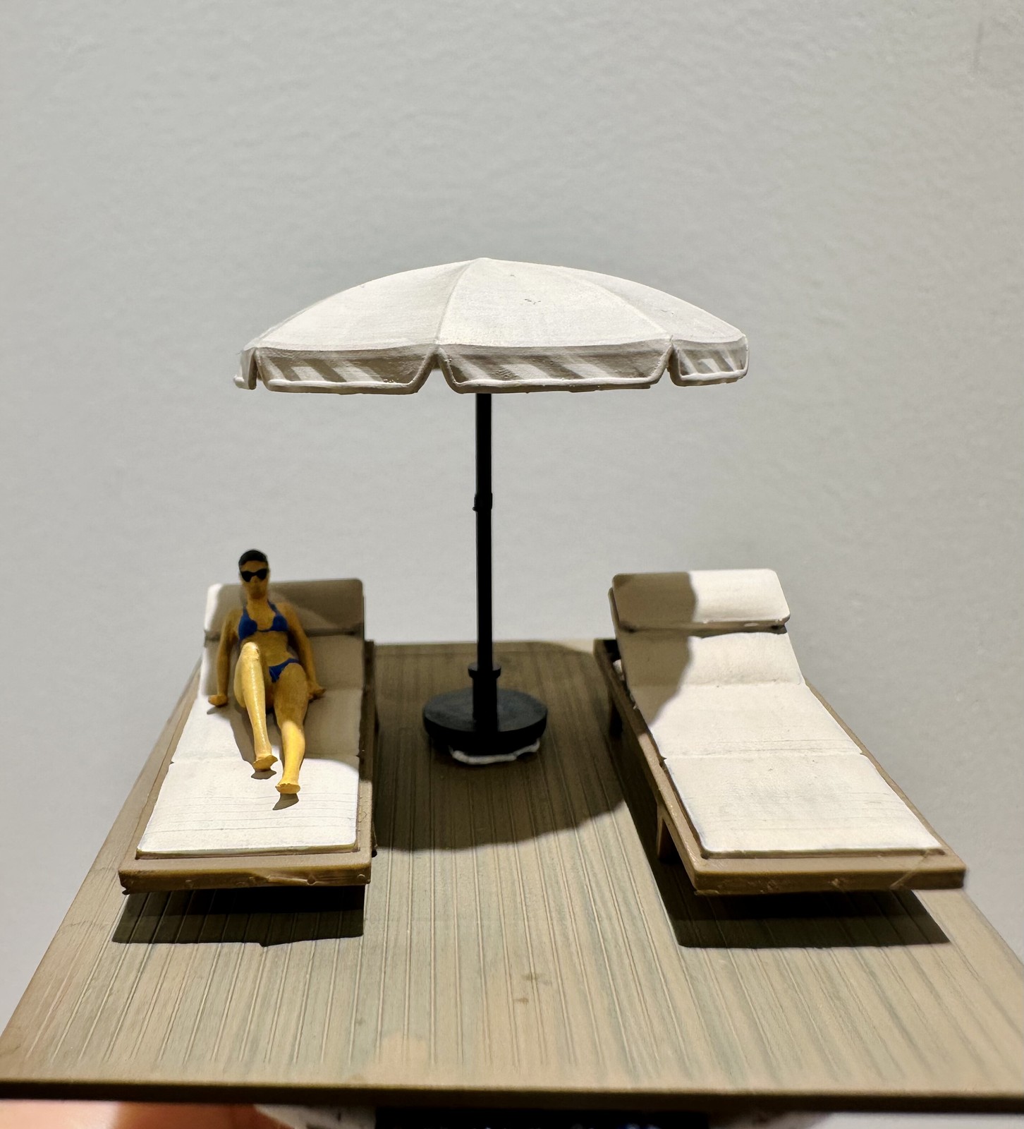 Diorama 1/64 Sun Bathing Micro - Tools Workshop For Kids 评论和价格