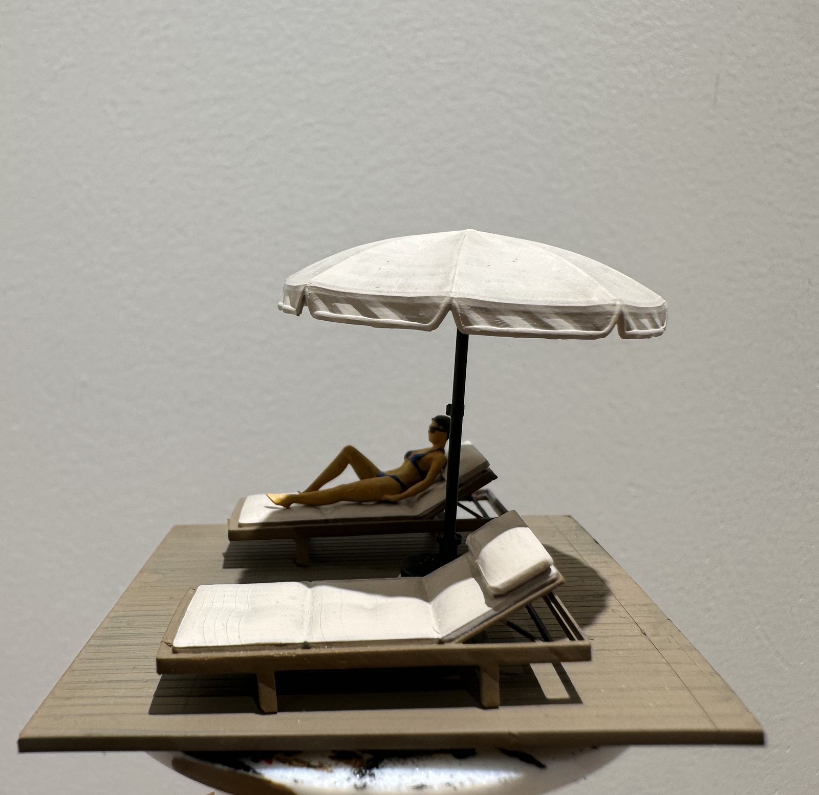 Diorama 1/64 Sun Bathing Micro - Tools Workshop For Kids 评论和价格
